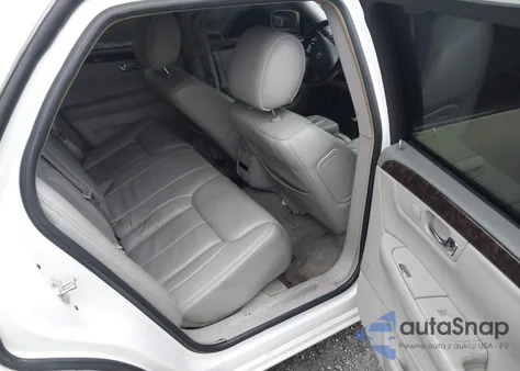 2009 Cadillac Dts 1Sb z USA, uszkodzony, nr VIN 1G6KD57Y19U136202